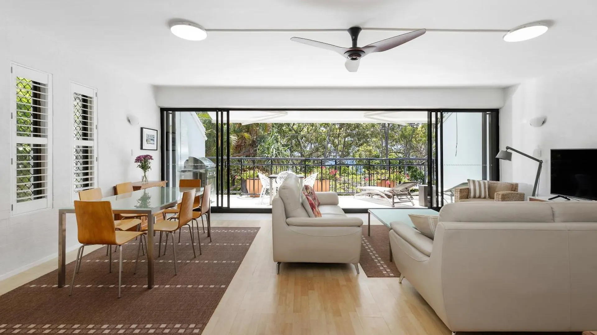 Bayona 2 Family Beach Charm Noosa Heads